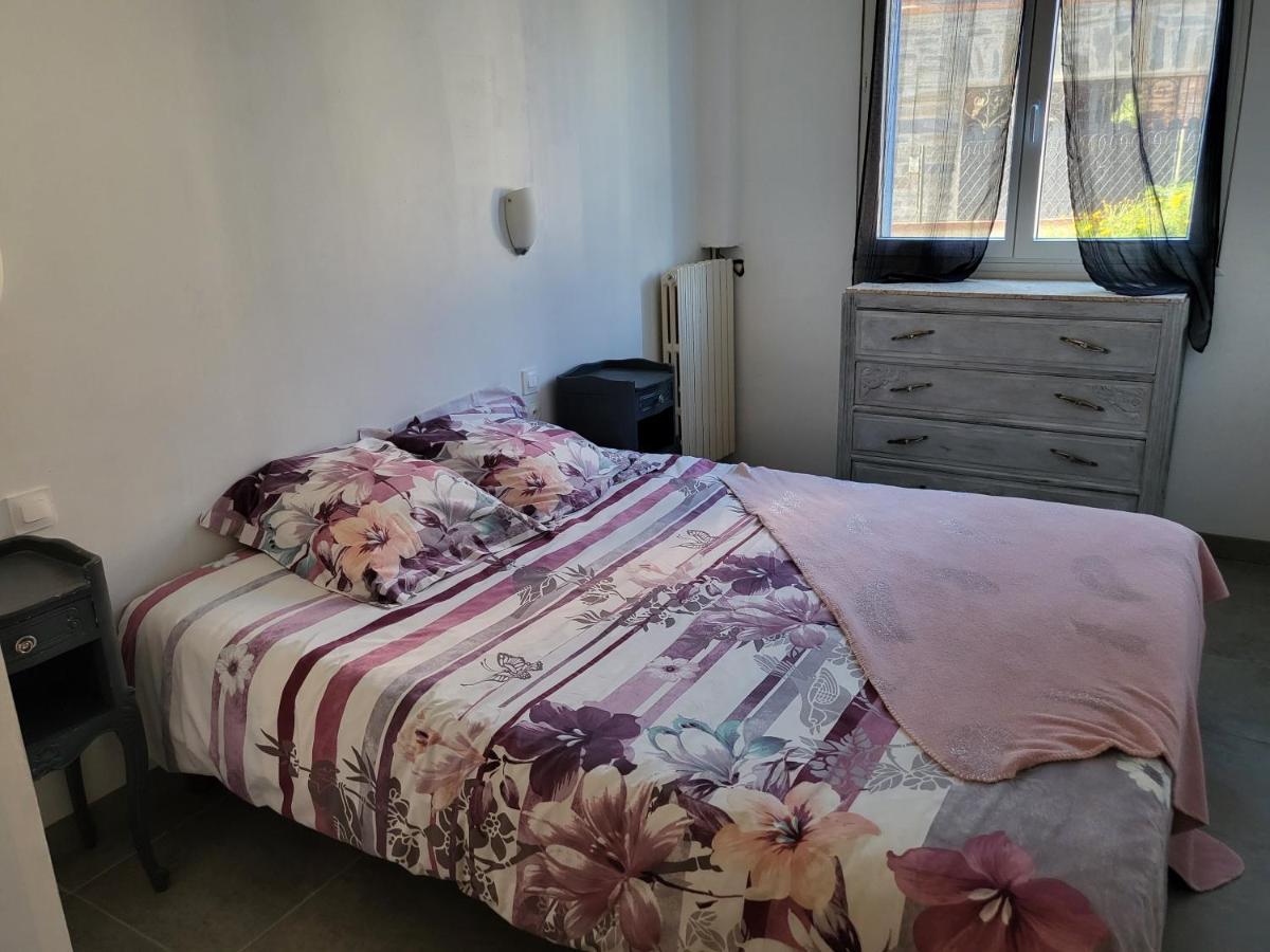 Clementine Apartment Колюр Екстериор снимка